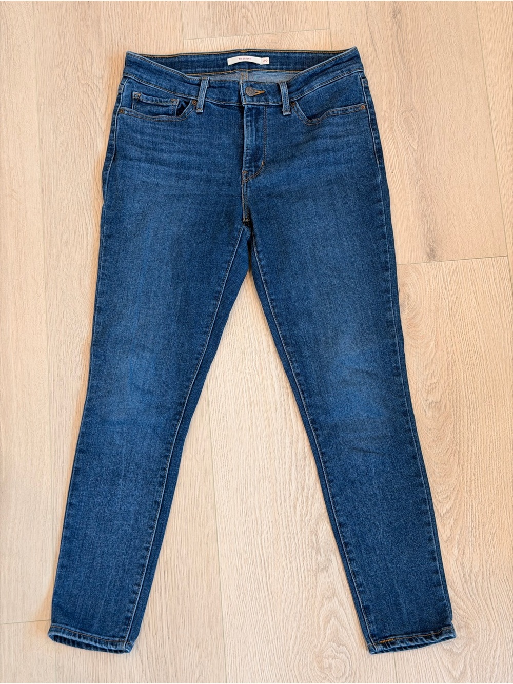 Levi's 711 Skinny Dark Blue Jeans for Women